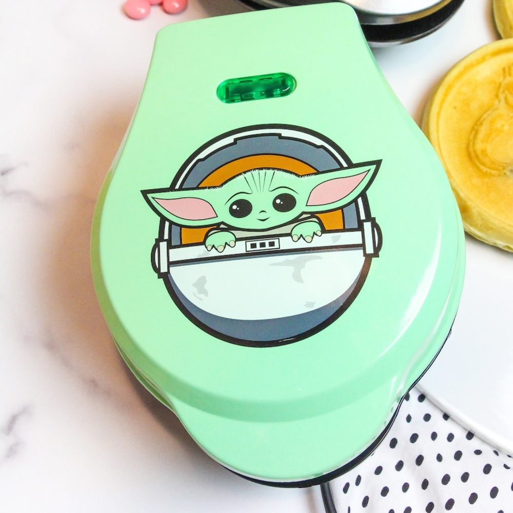 Star Wars “the child” mini waffle maker